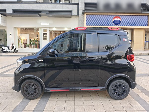 Wuling Hongguang MINIEV 2022, 830000 км, за 31600 CNY - фото 9