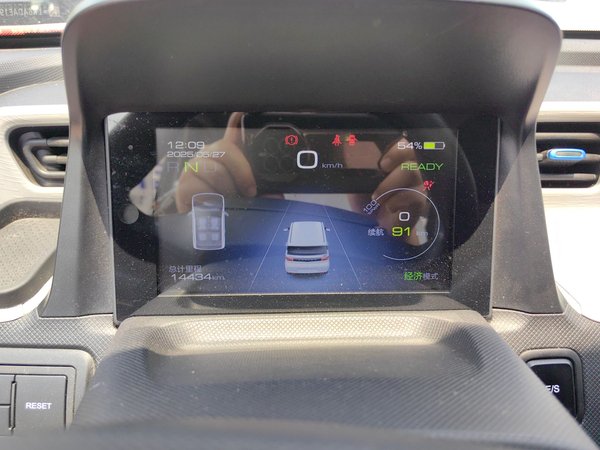 Wuling Hongguang MINIEV 2022, 14400 км, за 19600 CNY - фото 9