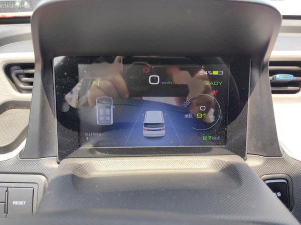 Wuling Hongguang MINIEV 2022, 14400 км, за 19600 CNY - фото 16