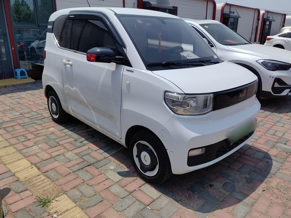 Wuling Hongguang MINIEV 2022, 14400 км, за 19600 CNY