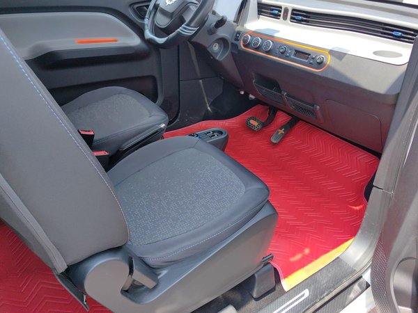 Wuling Automobile Hongguang MINIEV 2022 Юэсян литий-железо-фосфат, 2022 года