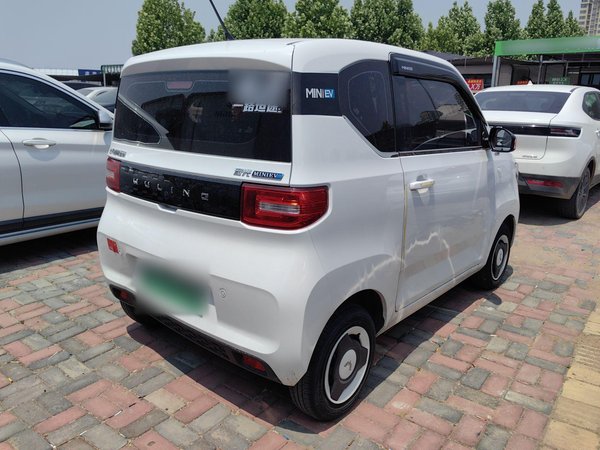 Wuling Hongguang MINIEV 2022, 14400 км, за 19600 CNY - фото 7