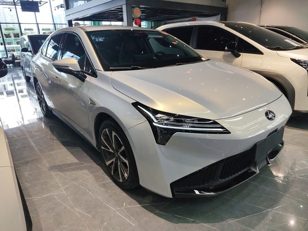 Aion S Plus 2023, 26600 км, за 88200 CNY