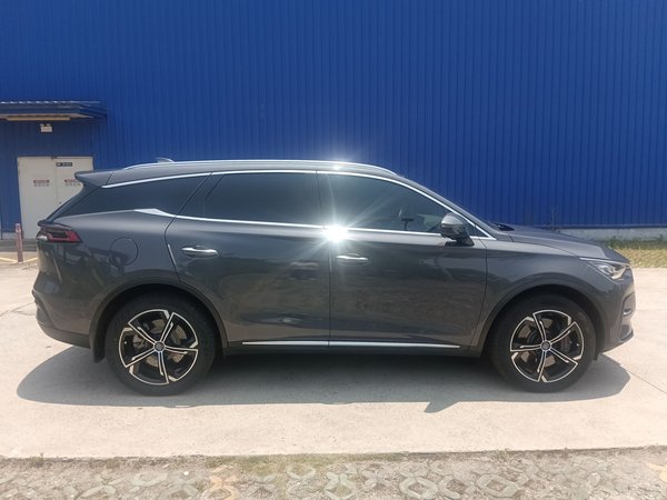 BYD Tang 2020, 68500 км, за 90400 CNY