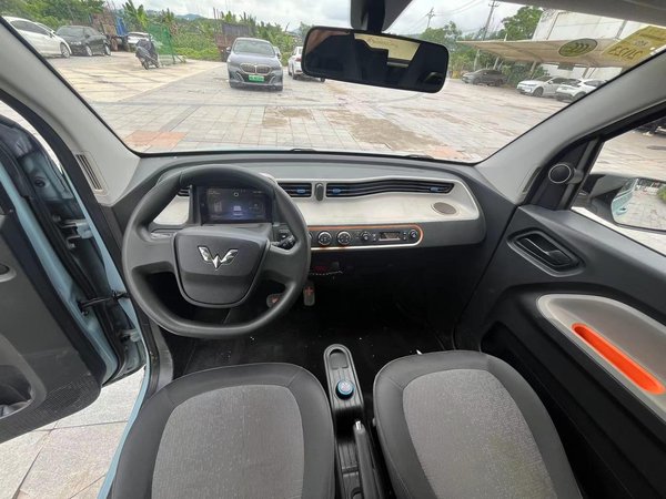 Wuling Hongguang MINIEV 2020, 50000 км, за 14700 CNY - фото 9