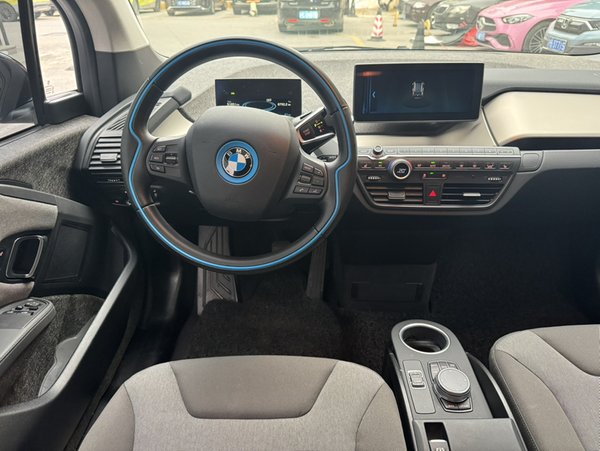 BMW i3 2018, 51900 км, за 65500 CNY - фото 19