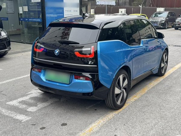 BMW i3 2018, 51900 км, за 65500 CNY - фото 8