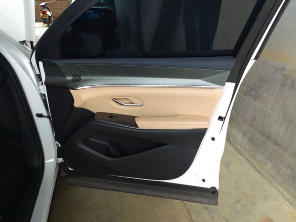 BYD Song 2024, 990000 км, за 81100 CNY - фото 25