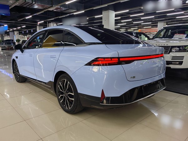 XPeng P5 2022, 83700 км, за 67400 CNY