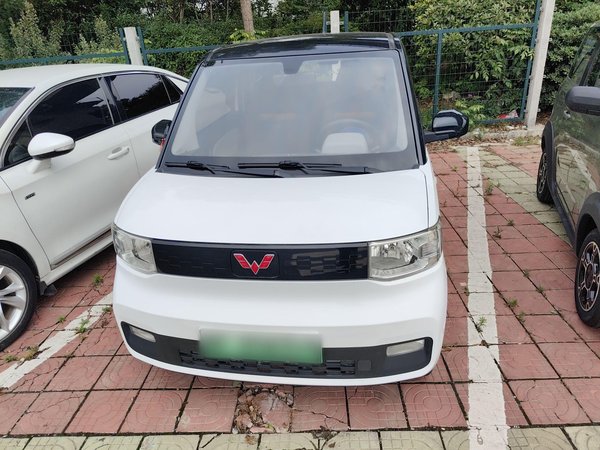 Wuling Hongguang MINIEV 2020, 30200 км, за 15100 CNY