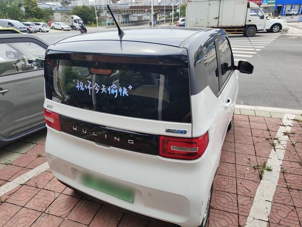 Wuling Hongguang MINIEV 2020, 30200 км, за 15100 CNY - фото 6