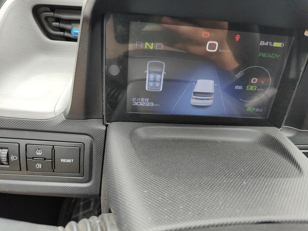 Wuling Hongguang MINIEV 2020, 30200 км, за 15100 CNY - фото 8