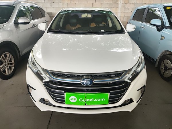 Премиальная модель BYD Qinxin Energy 2017 весом 1,5 тонны, 2017 года