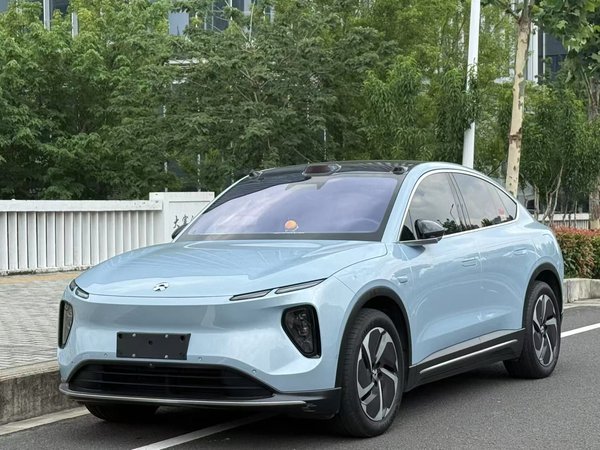 Модель Nio EC6 2023 мощностью 75 кВт*ч