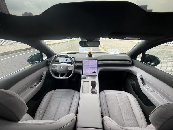 Модель Nio EC6 2023 мощностью 75 кВт*ч, 2023 года