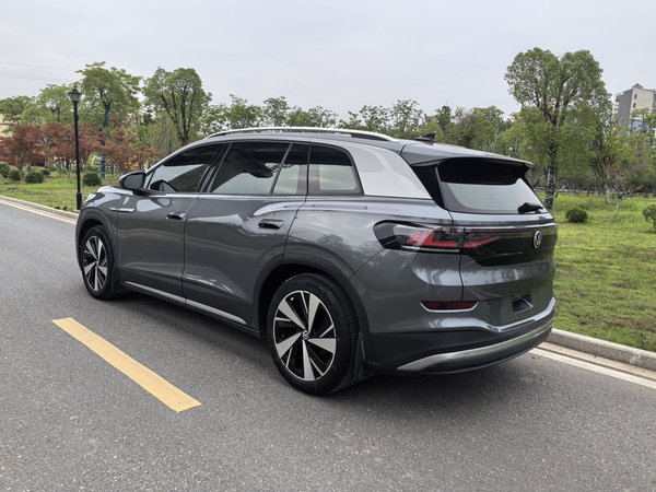 Volkswagen ID.6 X 2021, 29300 км, за 125000 CNY - фото 9