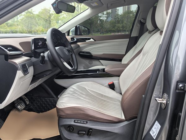 Volkswagen ID.6 X 2021, 29300 км, за 125000 CNY - фото 14