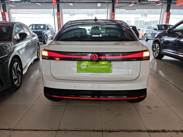 Volkswagen ID.7 Vision, 18500 км, за 121700 CNY - фото 6