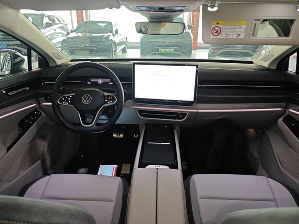 Volkswagen ID.7 Vision, 18500 км, за 121700 CNY - фото 14