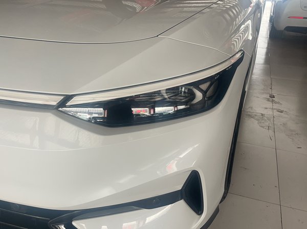 Volkswagen ID.7 Vision, 18500 км, за 121700 CNY - фото 10