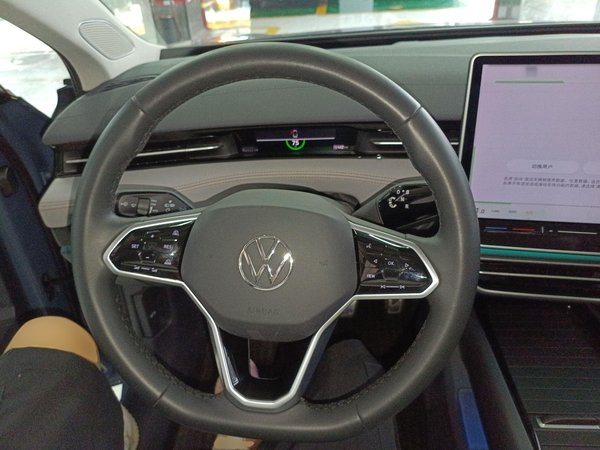 Volkswagen ID.7 Vision 2023, 45500 км, за 115400 CNY - фото 15