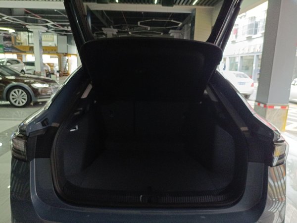 Volkswagen ID.7 Vision 2023, 45500 км, за 115400 CNY - фото 23