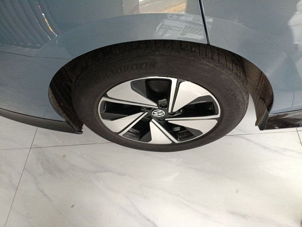 Volkswagen ID.7 Vision 2023, 45500 км, за 115400 CNY - фото 11