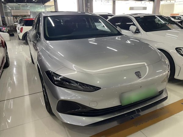 Roewe D7 2023 DMH 125 км Отличная версия, 2023 года