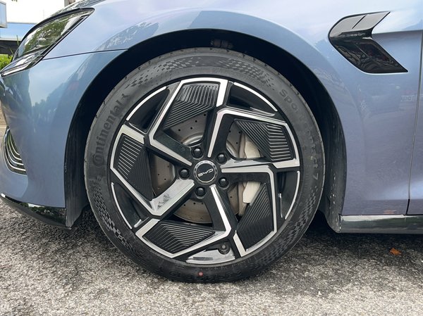 BYD Seal 2022, 41700 км, за 114800 CNY - фото 9