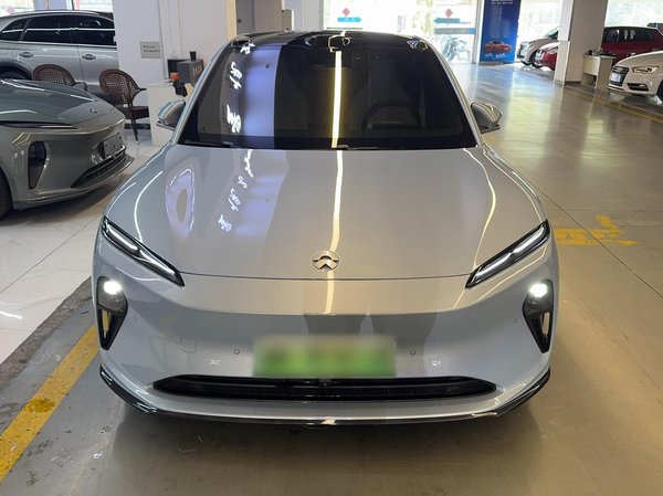 Модель Nio ET5 2022 мощностью 75 кВт*ч, 2021 года