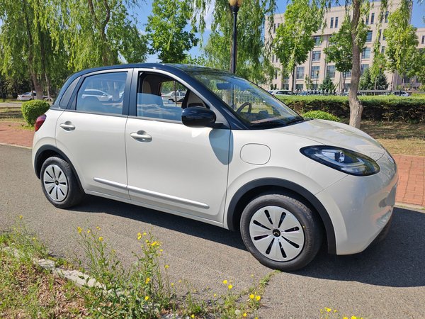 Wuling Bingguo 2025, 100 км, за 40900 CNY