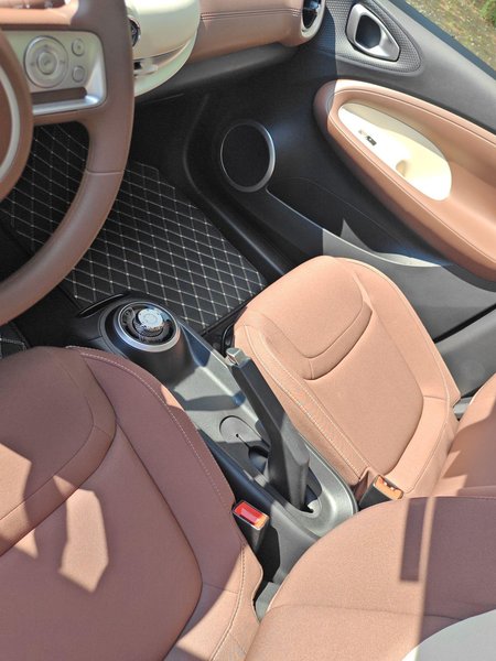 Автомобиль Wuling Wuling Bingguo 2025 года выпуска, модель 203 км, легкая роскошная модель, 2025 года