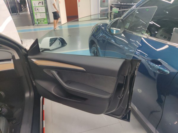 Tesla Model 3 2021, 47900 км, за 181100 CNY - фото 25