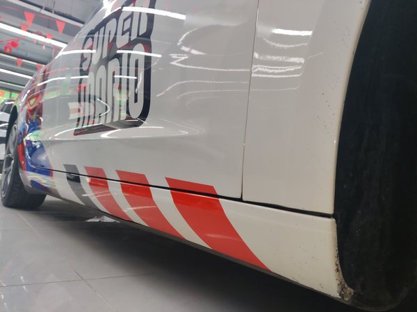 Tesla Model 3 2022 Performance - высокопроизводительная полноприводная версия, 2021 года