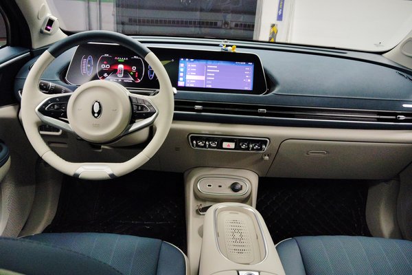 Euler Hermes 2023, 9000 км, за 69800 CNY - фото 7