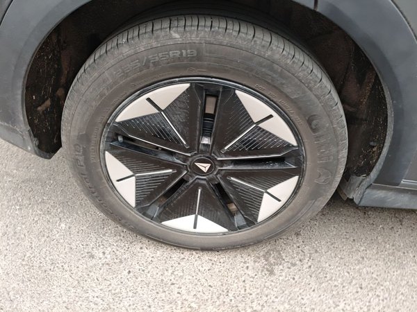 Deepal S07 2023, 29900 км, за 100300 CNY - фото 11