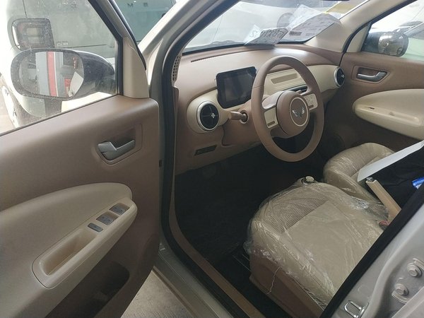 Wuling Hongguang MINIEV, 100 км, за 31200 CNY - фото 21
