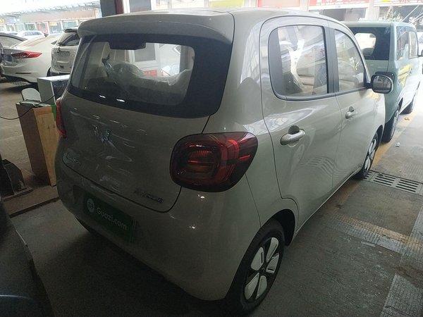 Wuling Hongguang MINIEV, 100 км, за 31200 CNY - фото 8