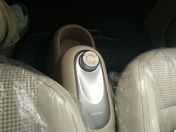Wuling Hongguang MINIEV, 100 км, за 31200 CNY - фото 19