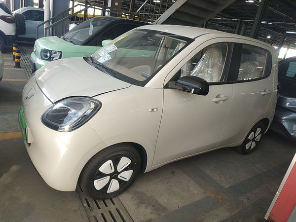 Wuling Hongguang MINIEV, 100 км, за 31200 CNY - фото 6