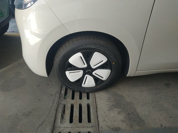 Wuling Hongguang MINIEV, 100 км, за 31200 CNY - фото 10