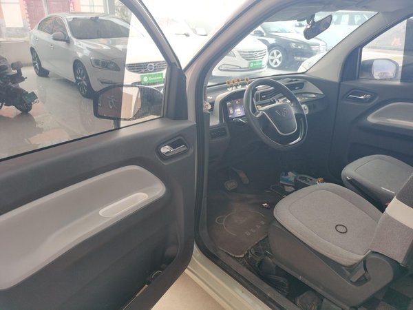 Wuling Hongguang MINIEV 2022, 44200 км, за 18200 CNY - фото 13