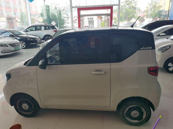 Wuling Hongguang MINIEV 2022, 44200 км, за 18200 CNY
