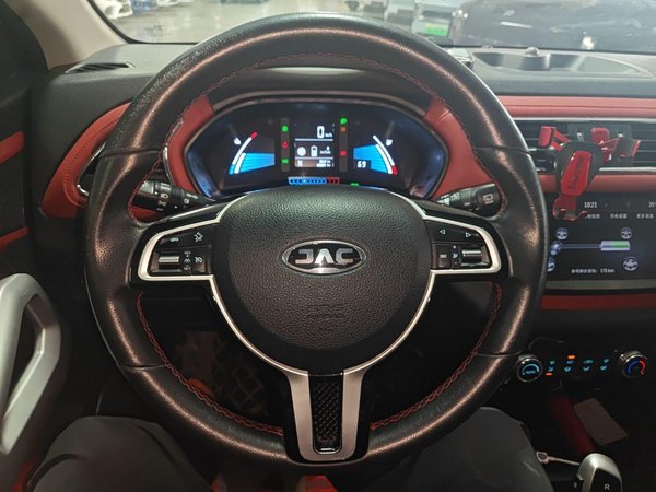 JAC iEV7S 2018, 68200 км, за 23900 CNY - фото 15