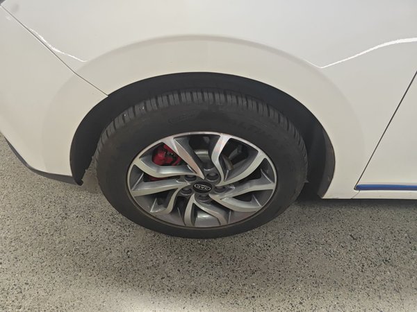 JAC iEV7S 2018, 68200 км, за 23900 CNY - фото 9