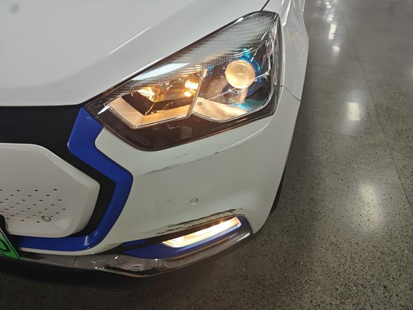 JAC iEV7S 2018, 68200 км, за 23900 CNY - фото 10