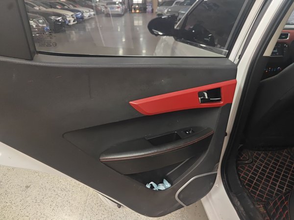 JAC iEV7S 2018, 68200 км, за 23900 CNY - фото 28