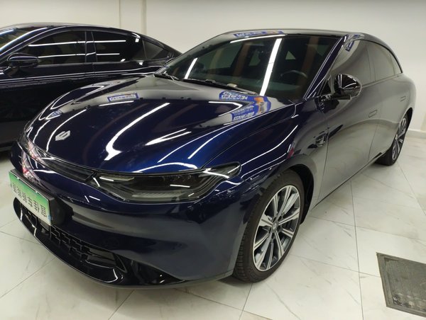 Автомобиль с нулевым пробегом Zero running C01 2023 модель 525 Comfort Edition