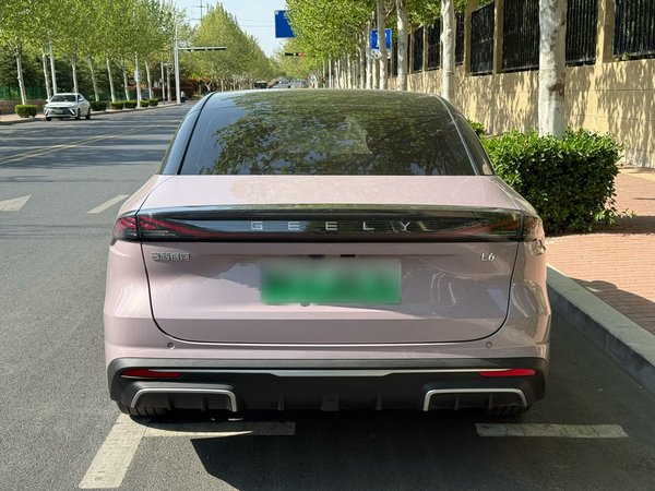 Geely Galaxy L6 2024, 10100 км, за 88900 CNY - фото 6