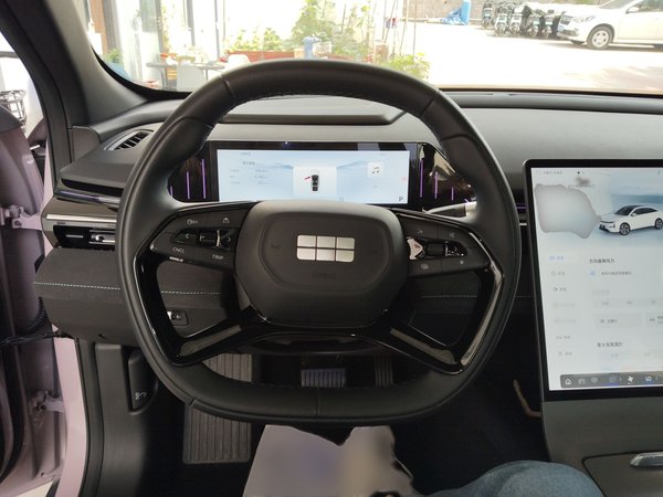 Geely Galaxy L6 2024, 10100 км, за 88900 CNY - фото 15